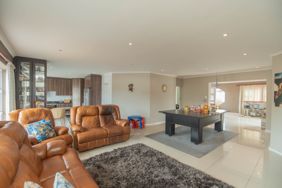 3 Bedroom Property for Sale in Summerstrand Eastern Cape